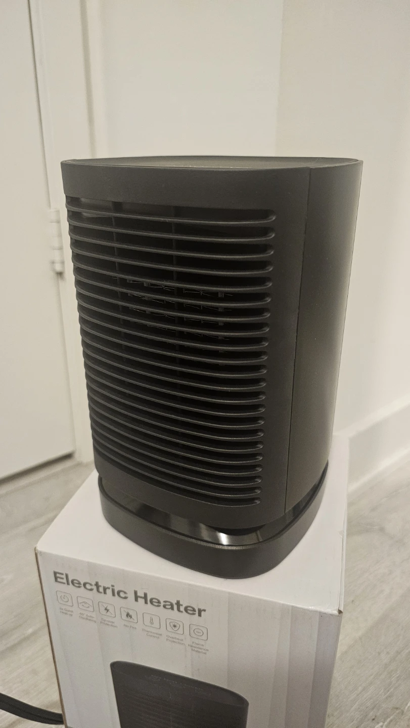 [Moving Sell] (Brand New) Desktop Electric Heater - photo 2