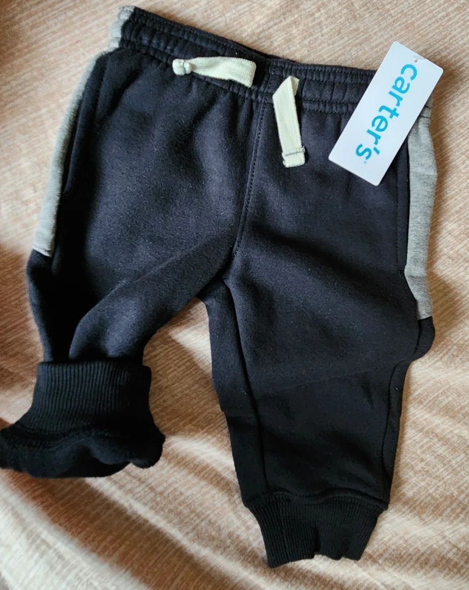 New 6M Infant Canadiana Hoodie & Carter's Pants image indicator(2)