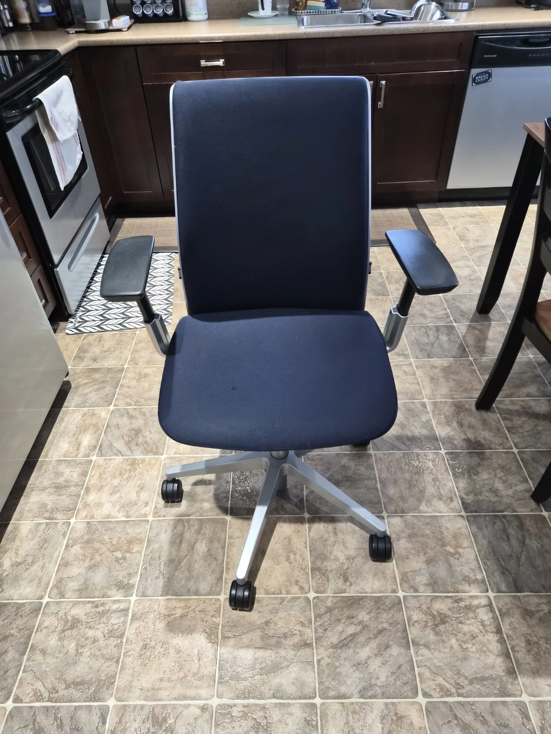 Steelcase 465A000 Office Chair - photo 4