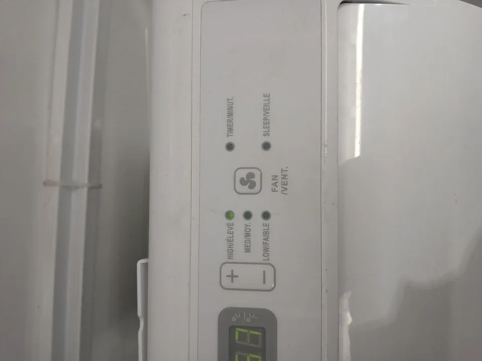 Hisense Smart Portable AC SUPPORT with wifi options - 12,000 BTU image indicator(4)