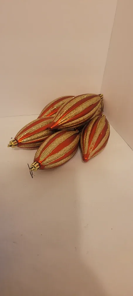 Christmas Ornaments - Assorted Styles image indicator(2)