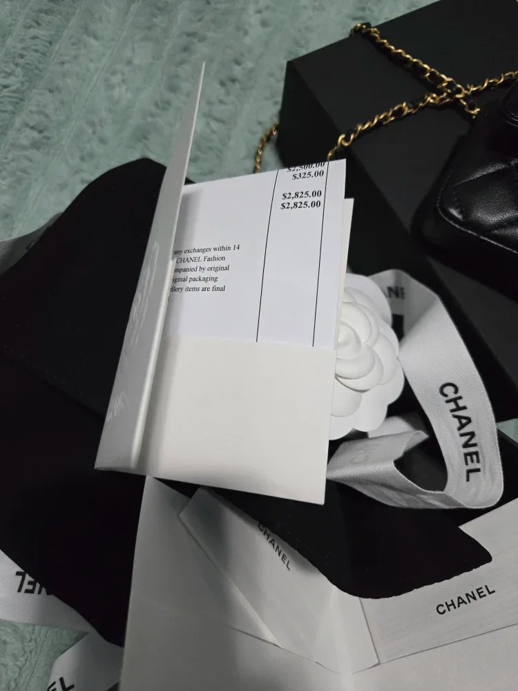 Chanel Black Mini Flap Bag with Chain image indicator(8)