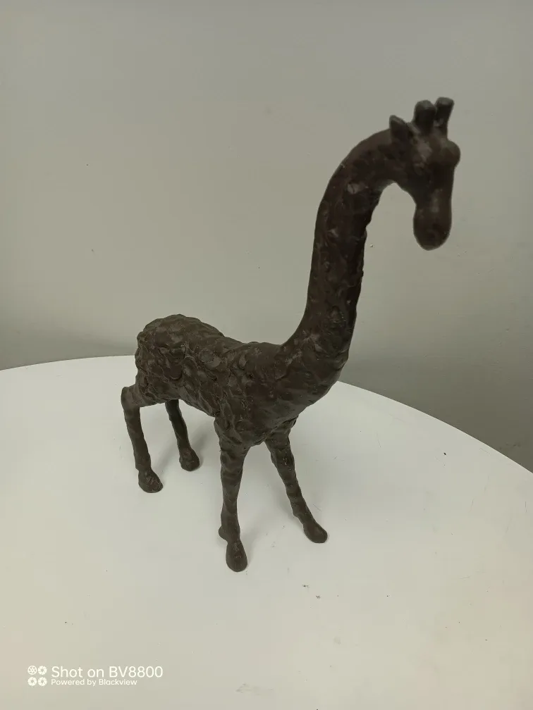 Giraffe Figurine - Home Decor image indicator(3)