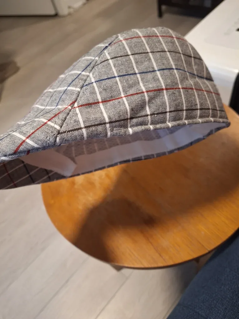 Grey Plaid Flat Cap image indicator(2)