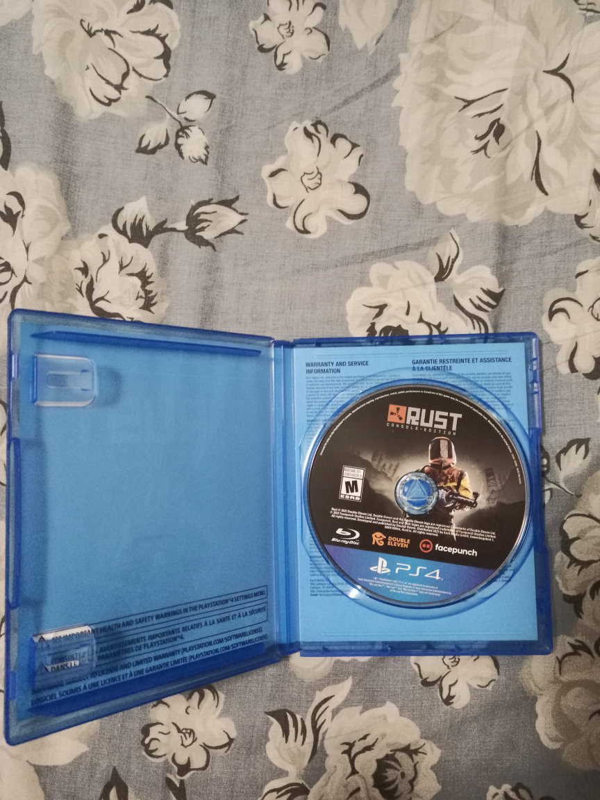 Rust Console Edition (PS4) – Like New Disc with Case - photo 3