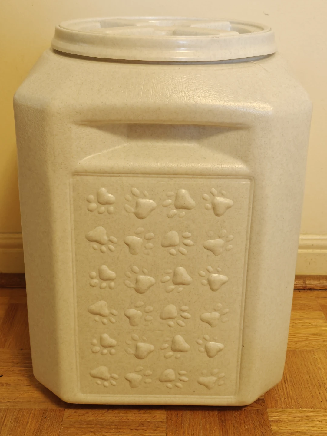 Vittles Vault Pet Food Container