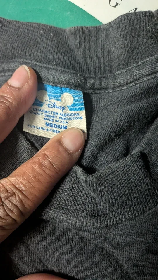 Vintage Disney Mickey Mouse T-Shirt - Size Medium image indicator(2)