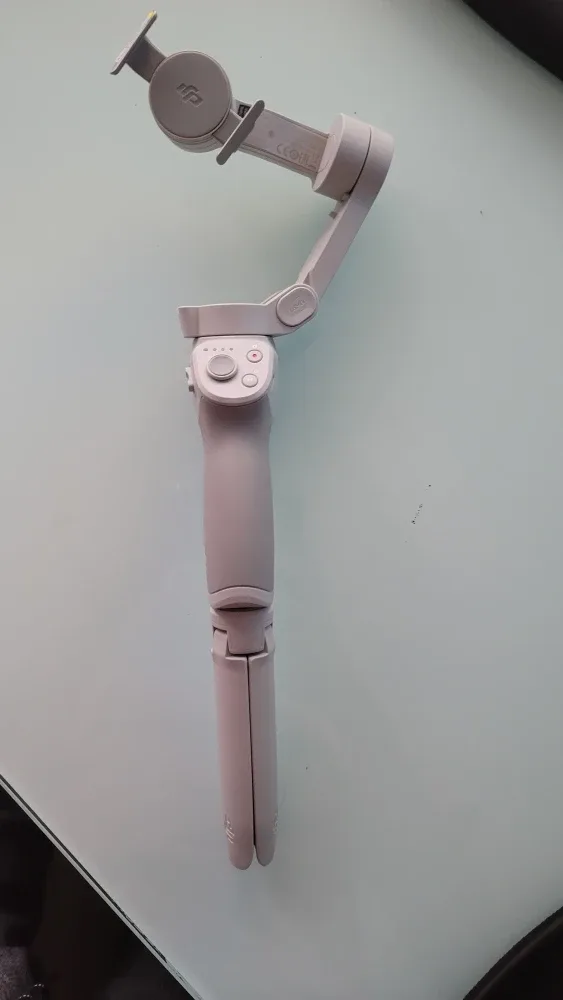 DJI Osmo Mobile SE Smartphone Gimbal Stabilizer
