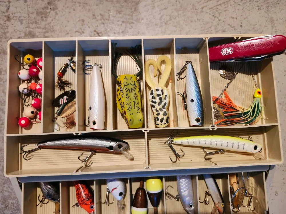 Plano tackle box, with lures & more image indicator(4)