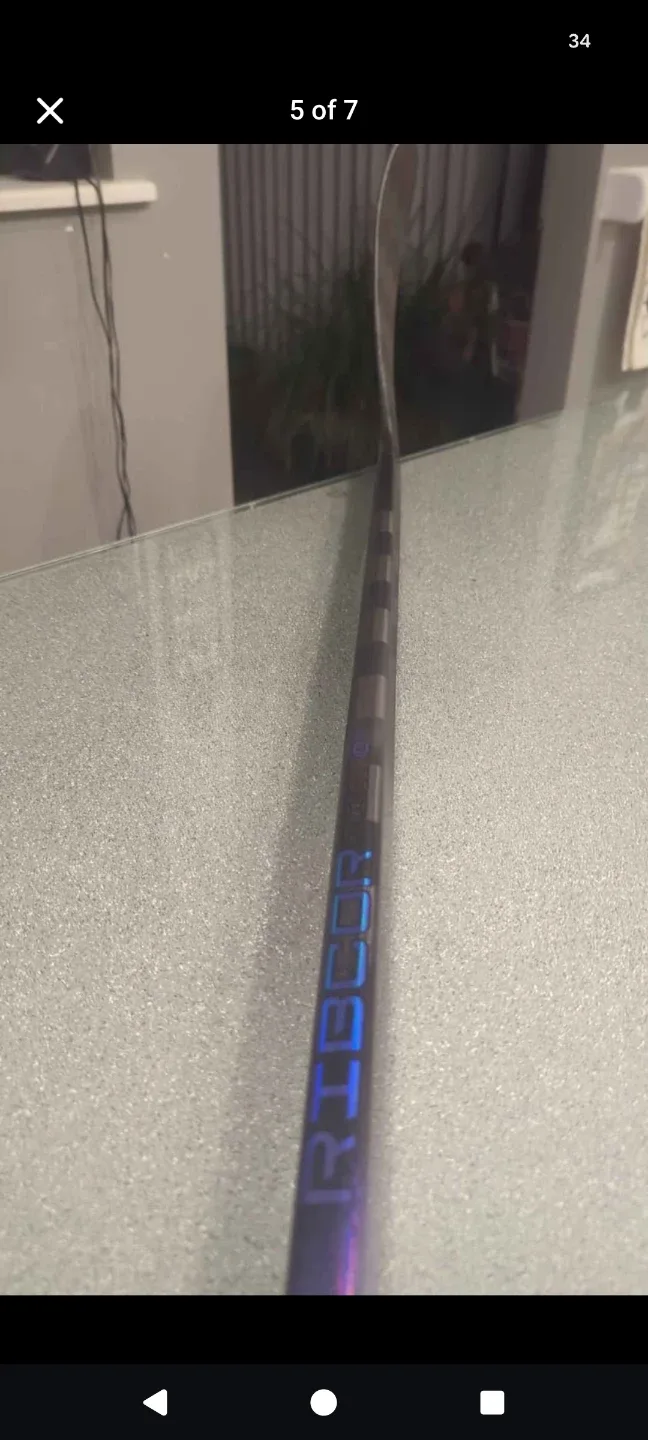 CCM Ribcor Trigger 10 Pro, p28 70 flex lefty image indicator(2)