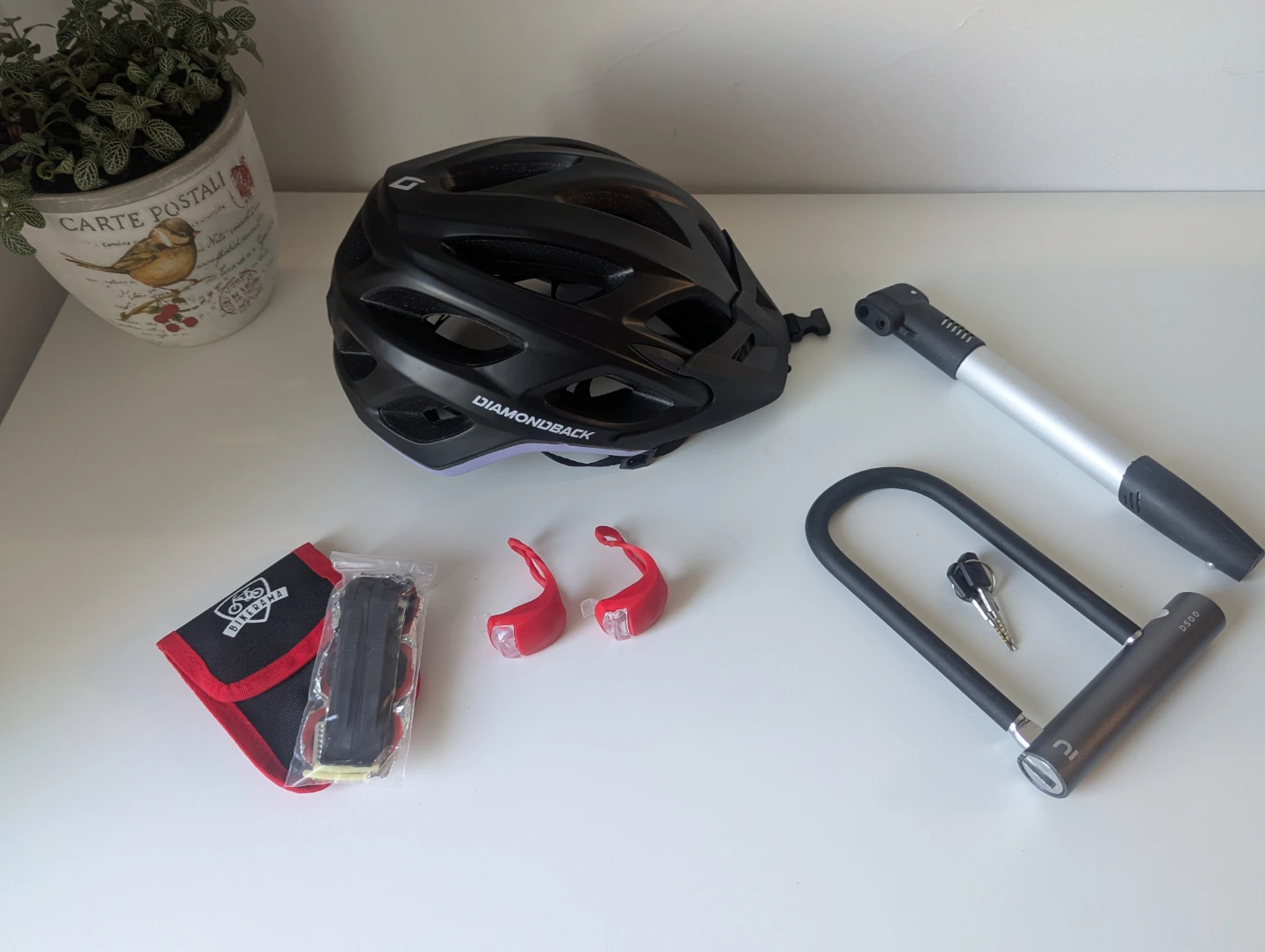 🚴‍♀️ Complete Bike Accessory Set – Ride Safe & Smart! 🔒✨