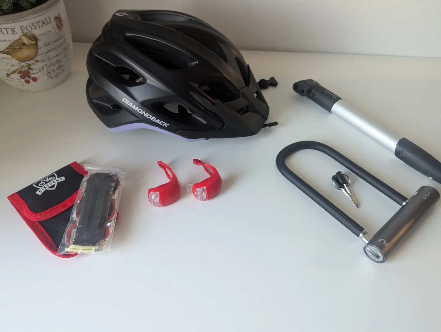 🚴‍♀️ Complete Bike Accessory Set – Ride Safe & Smart! 🔒✨ image indicator(3)