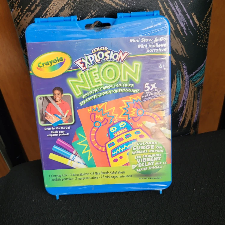 Crayola Color Explosion Neon Art Kit
