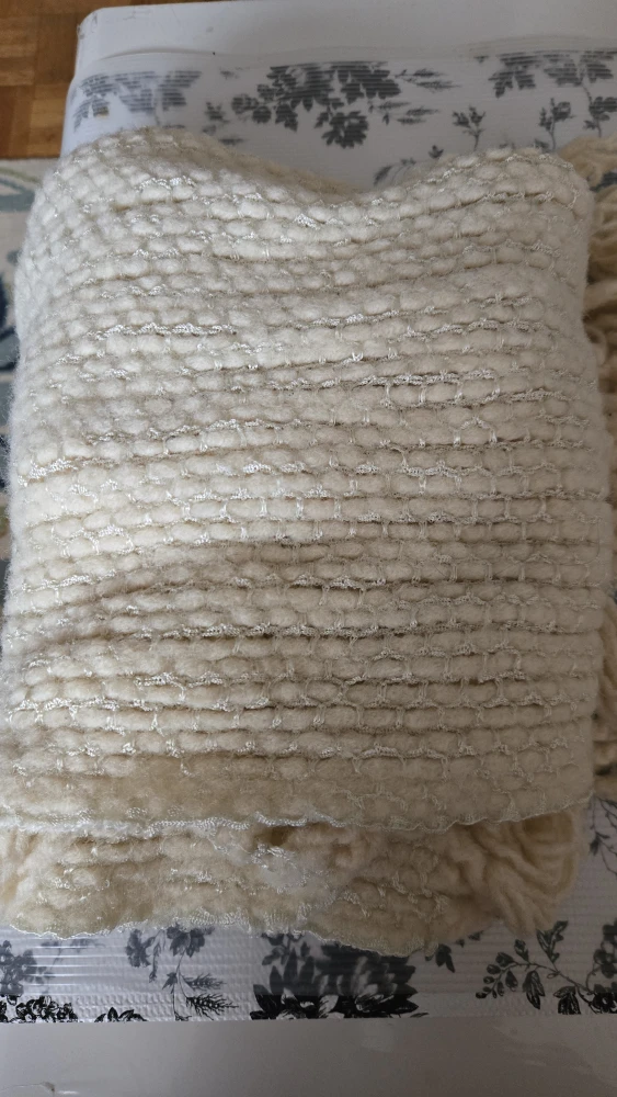 Cozy Cream Knitted Throw scarf