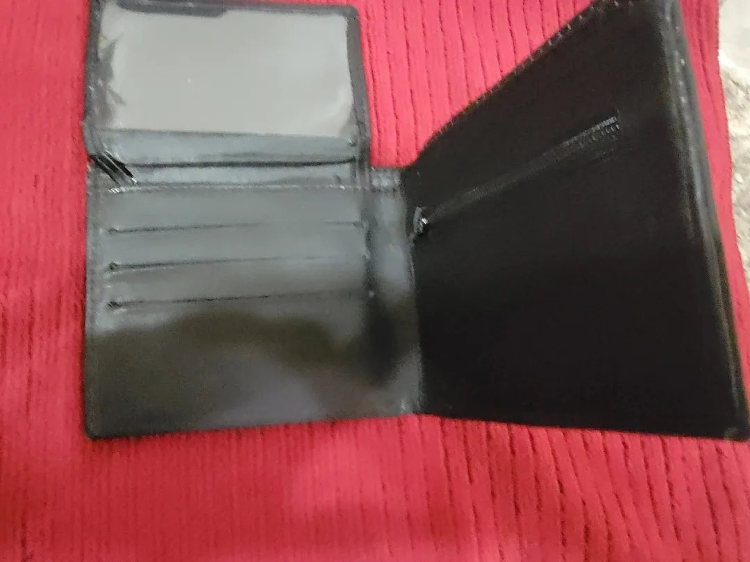 Handmade Leather Wallets with Mexican Southwestern Designs image indicator(4)