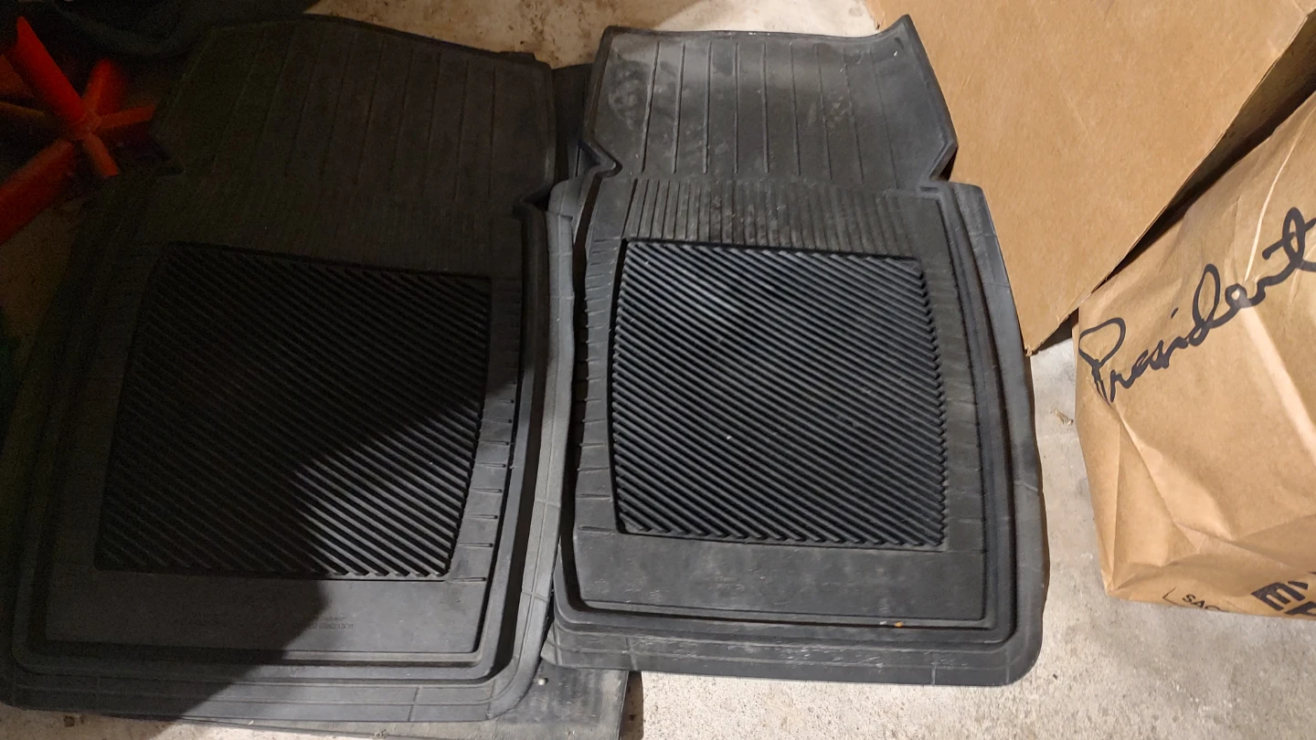Black Rubber Car Floor Mats - photo 2