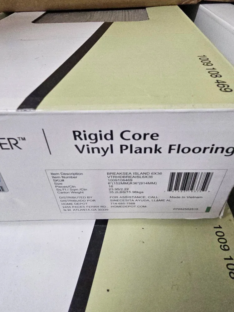 New Vinyl Flooring image indicator(3)