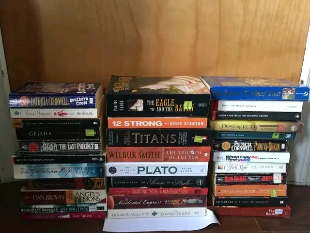 Mixed Lot of Paperback Books - Various Titles image indicator(2)