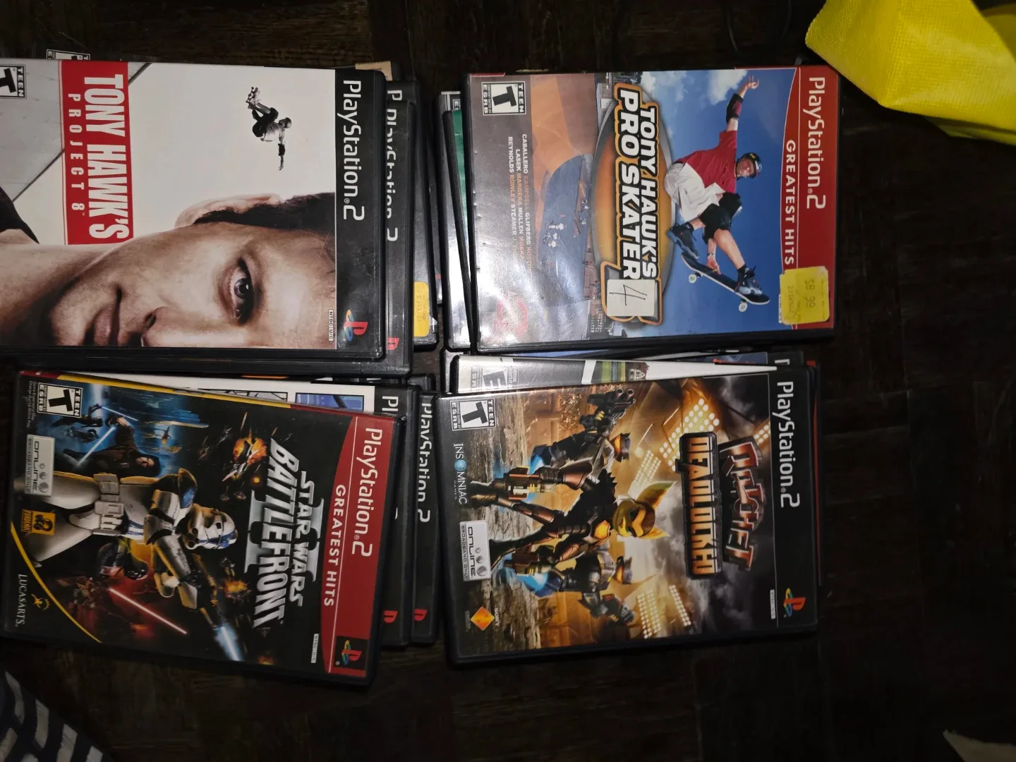 PlayStation 2 Console + 26Games image indicator(9)