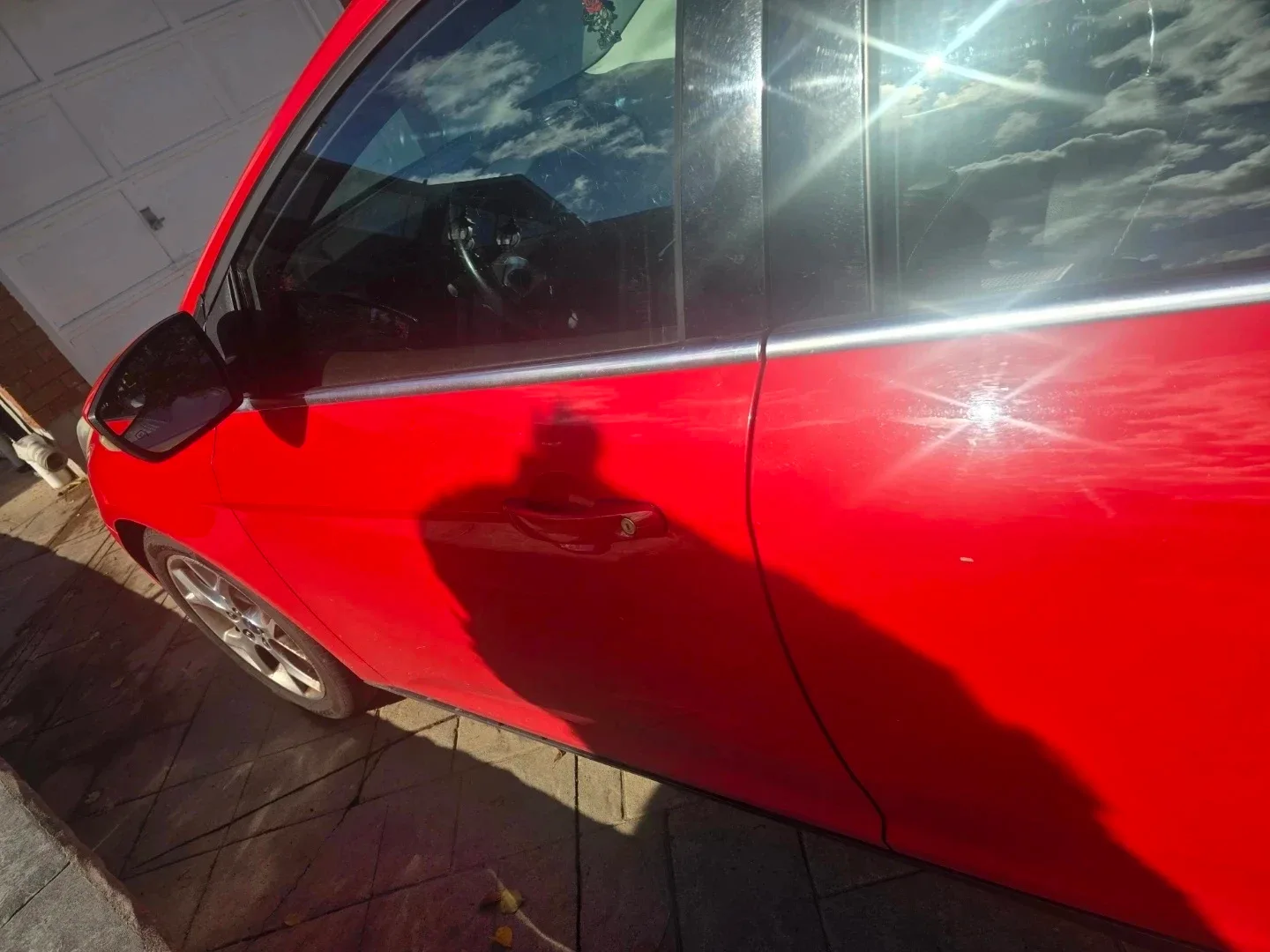 Red Ford Focus - Used image indicator(7)