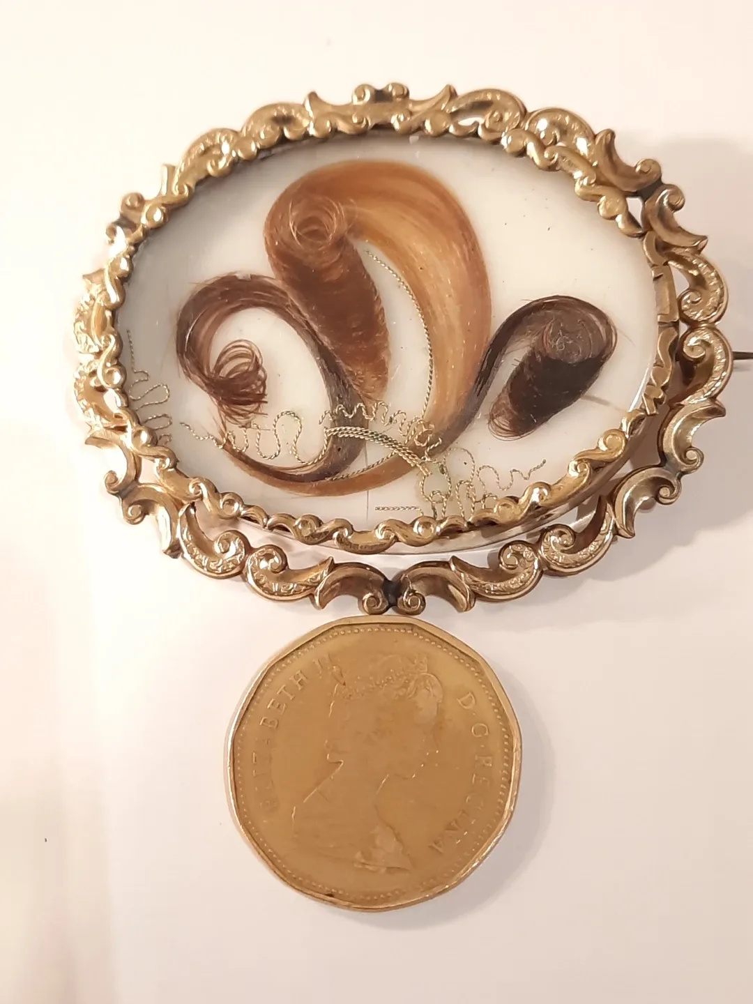 Antique gold 12k gf Victorian Hair Art Brooch image indicator(2)