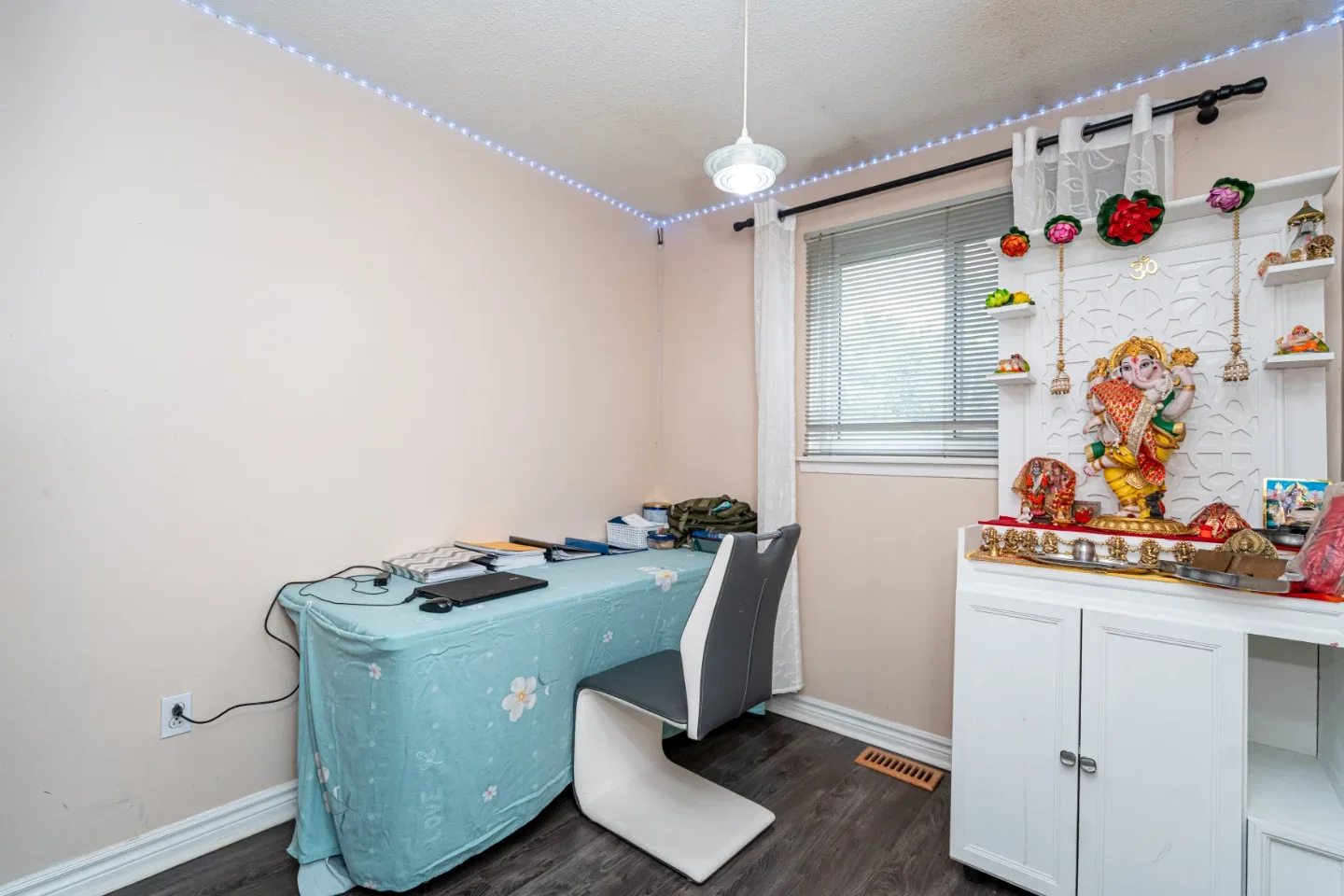 Townhouse to rent 3 bedrooms image indicator(2)