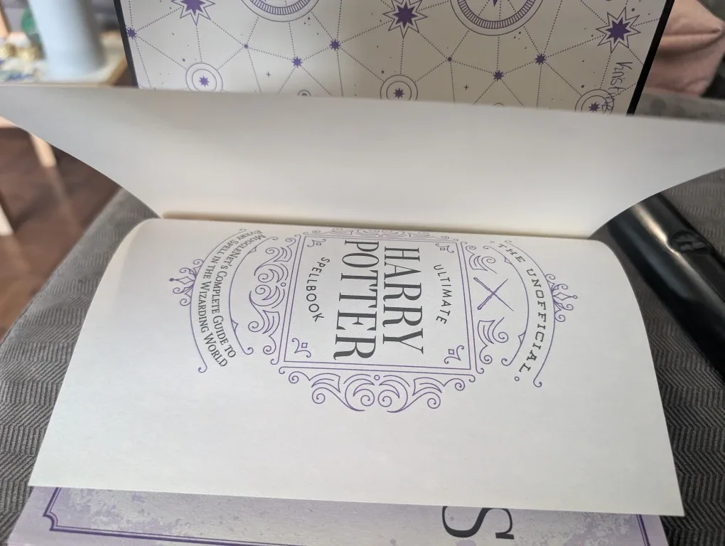The Unofficial Ultimate Harry Potter Spellbook image indicator(3)