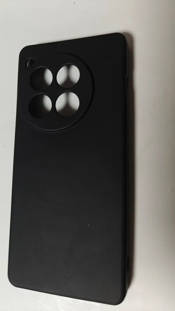 OnePlus 12 Case Matte Black image indicator(2)