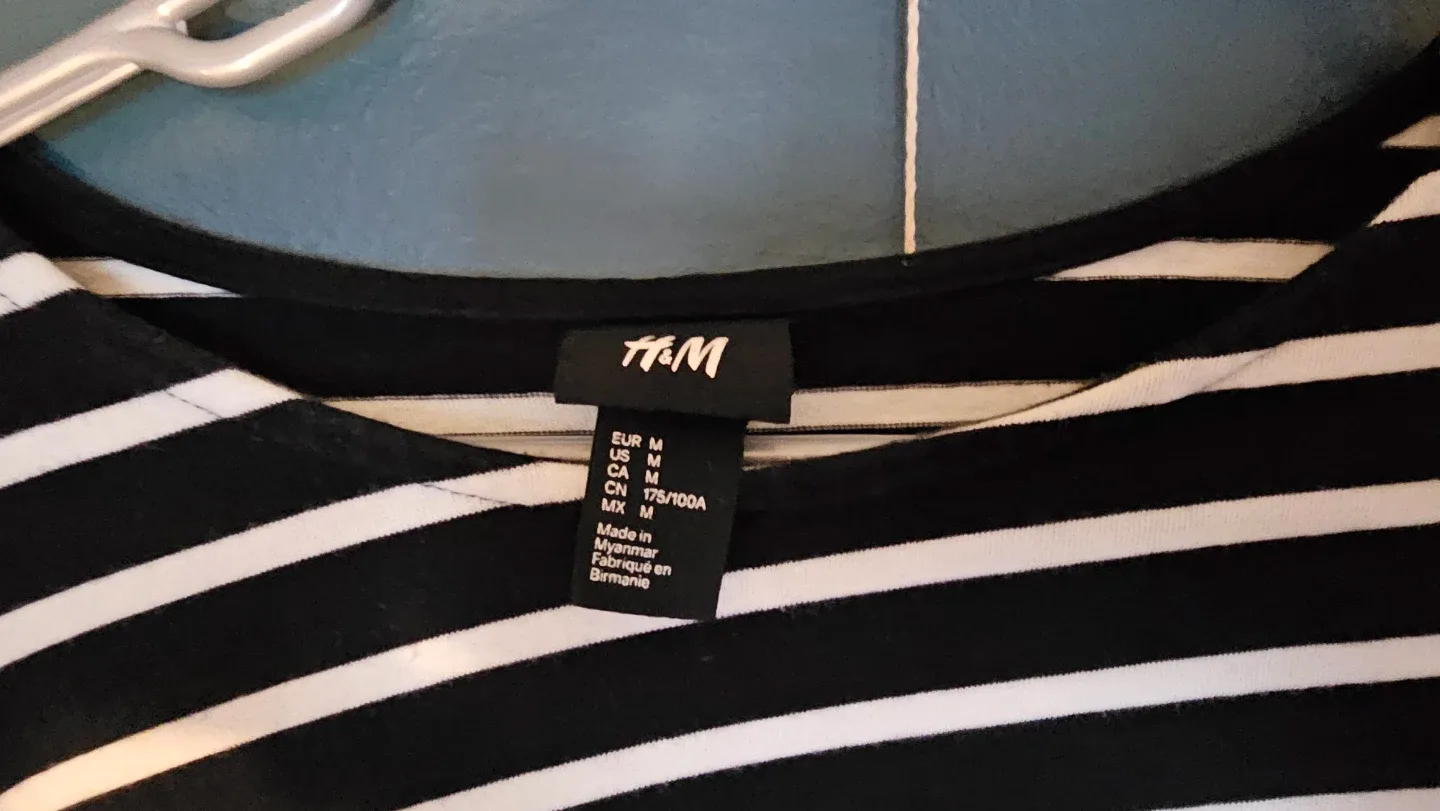 H&M Striped Long Sleeve - Size M image indicator(2)