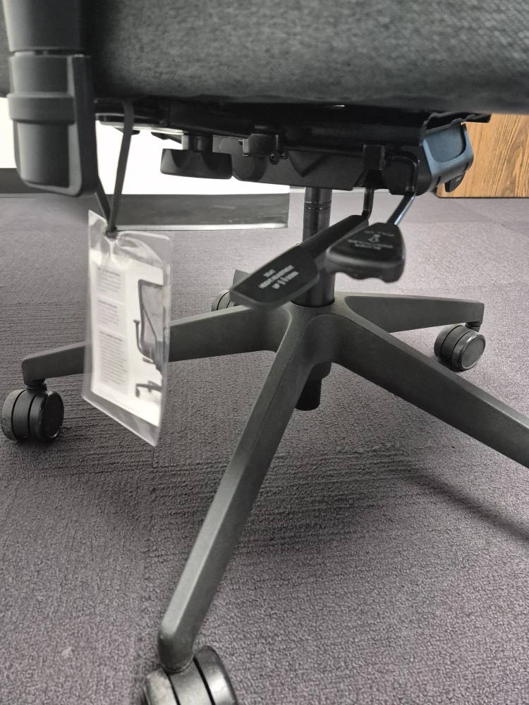 Allseating Levo Ergonomic Office Chair - photo 3