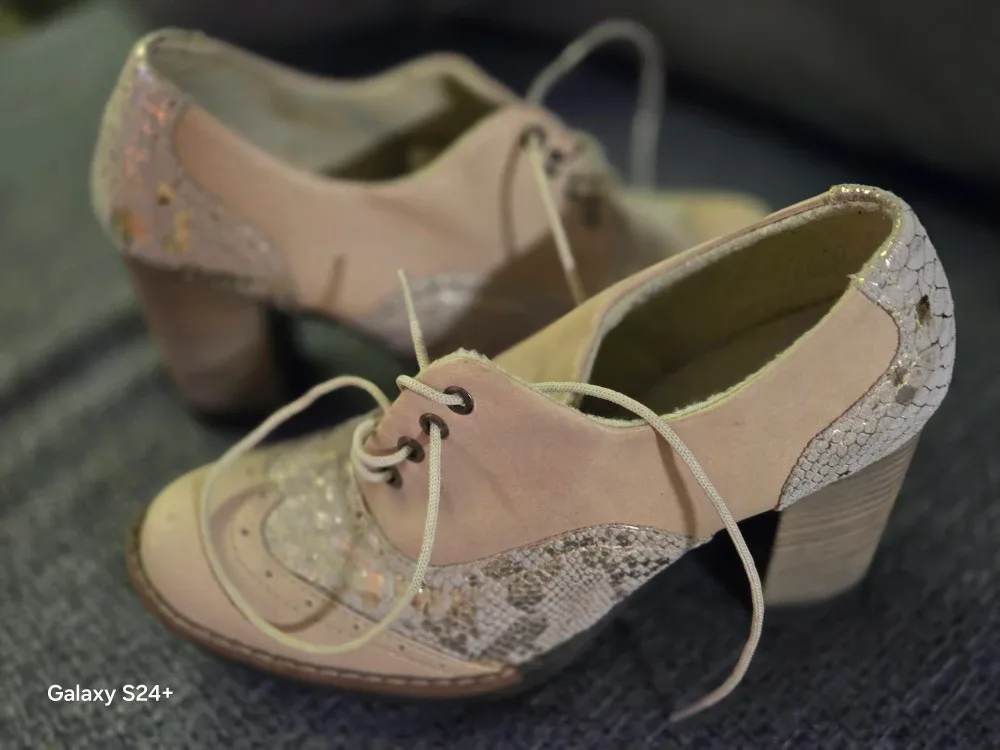 Beige Lace-Up Heels - Size 38 image indicator(4)