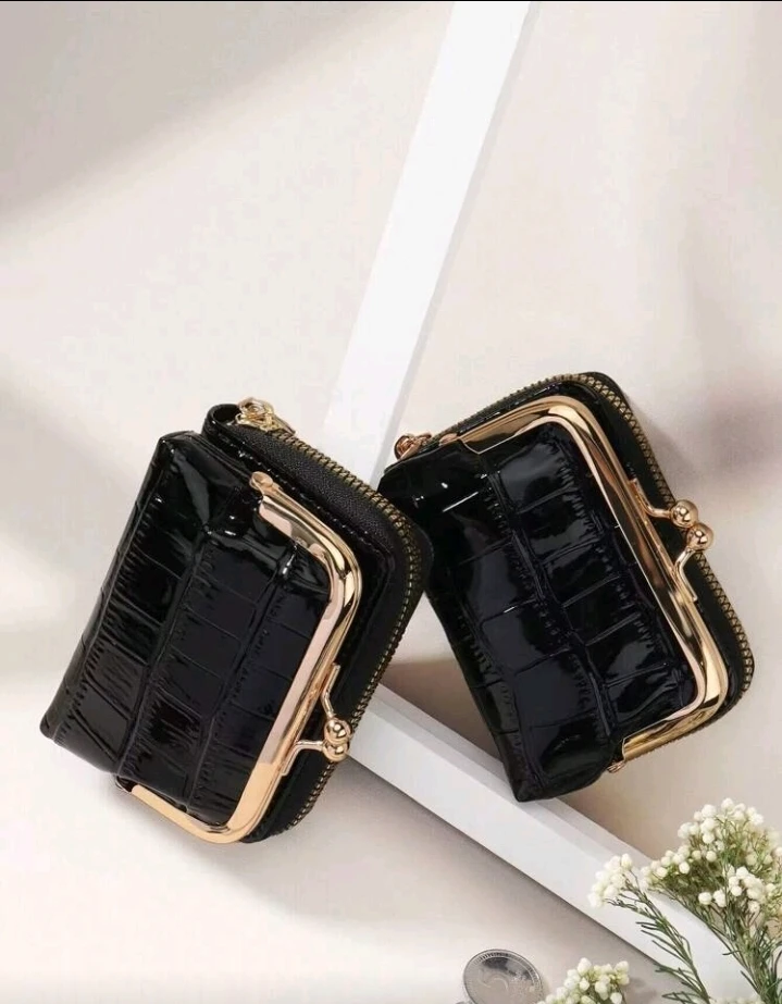 Give back lost wallet - photo 2