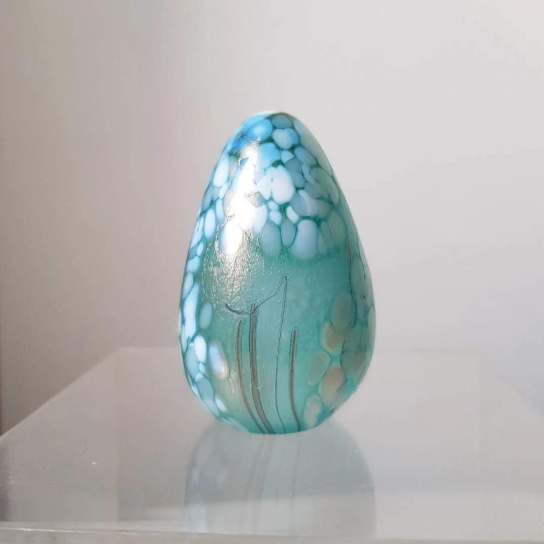 Isle of Wight Glass Egg - photo 2