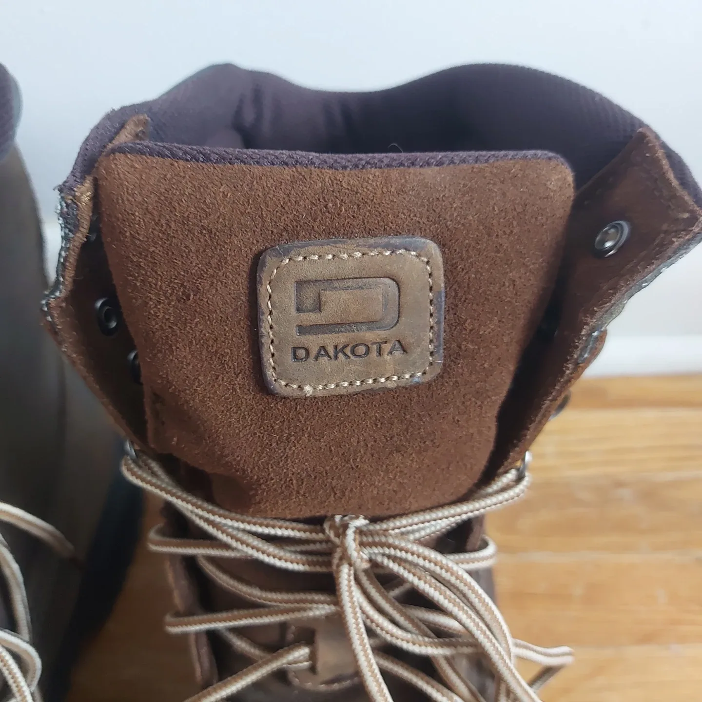 Like NEW - Dakota 529 T-Max Insulated Work Boots - Size 12 image indicator(6)