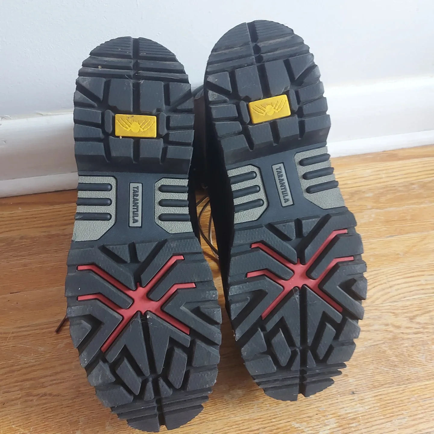 Like NEW - Dakota 529 T-Max Insulated Work Boots - Size 12 image indicator(7)