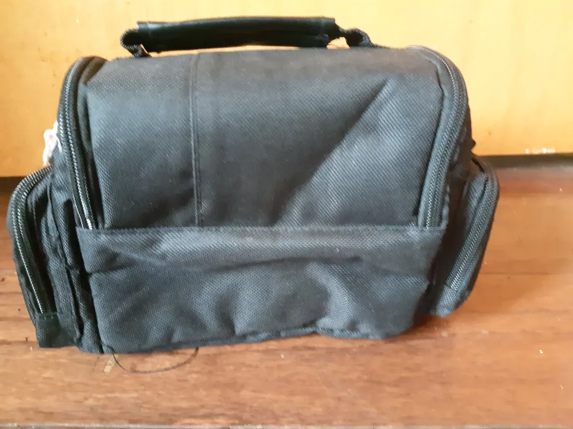 XIT Camera/Video Bag - Black image indicator(3)