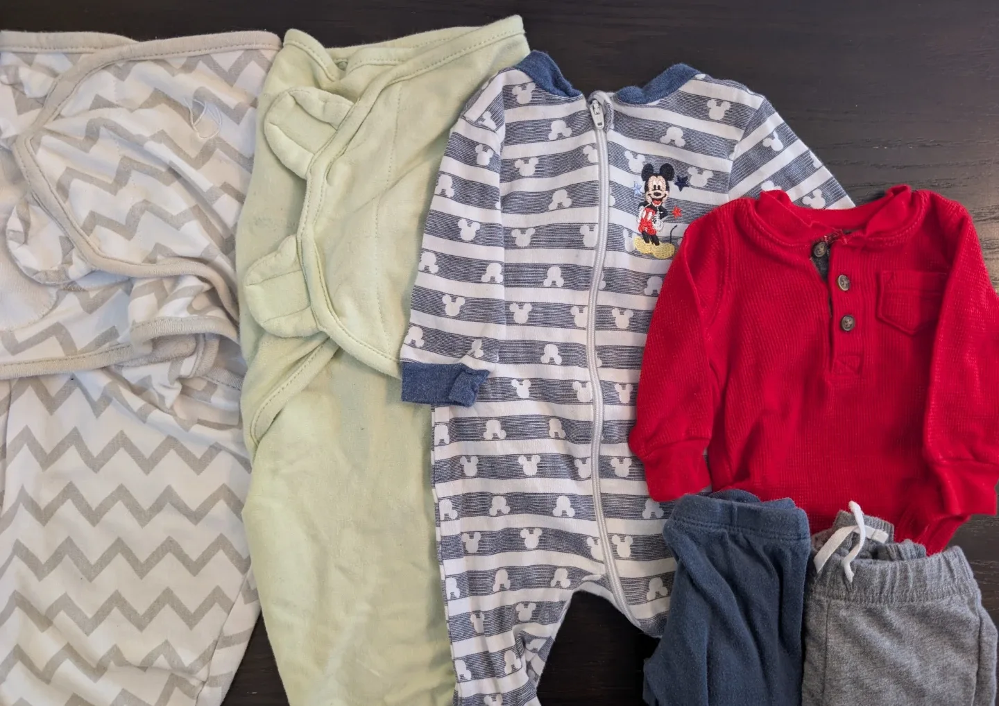 Newborn Baby Clothes Bundle - Swaddles, Onesie, Pants