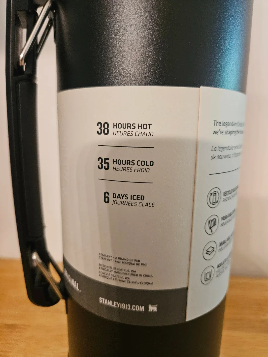 Stanley Classic Bottle 1.5 QT image indicator(4)