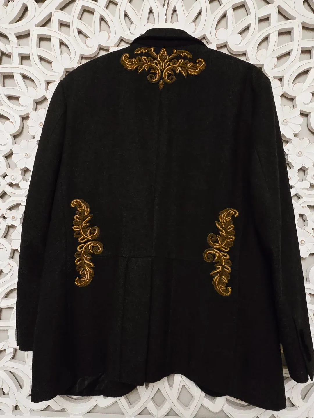 Dolce & Gabbana Black Embroidered Blazer image indicator(2)
