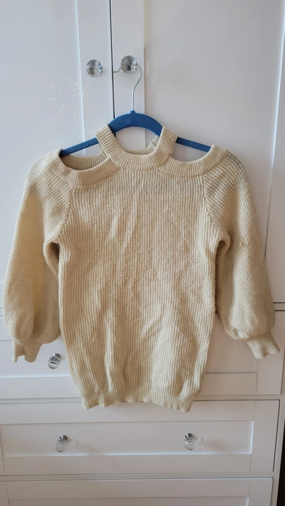 Assorted Women's Tops & Sweaters - photo 2