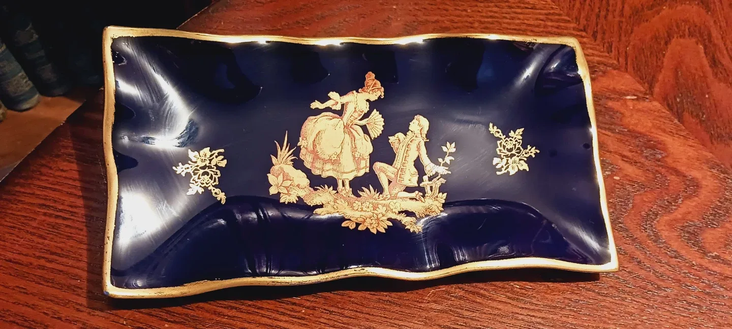 Limoges France 22K Gold Painted Porcelain Tray image indicator(3)