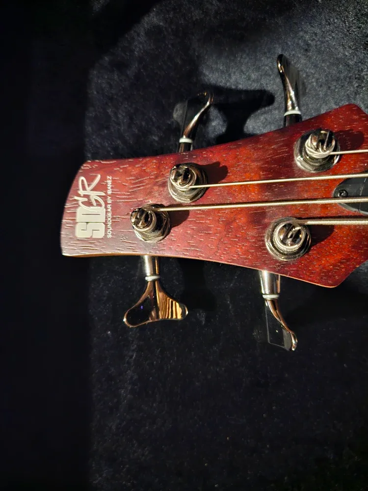Ibanez SRGR Soundgear Bass Guitar image indicator(2)