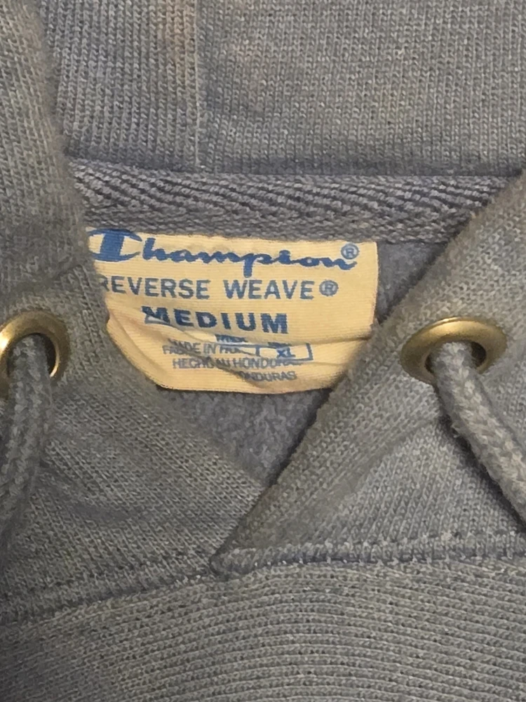 Champion Reverse Weave Hoodie - Medium - photo 2