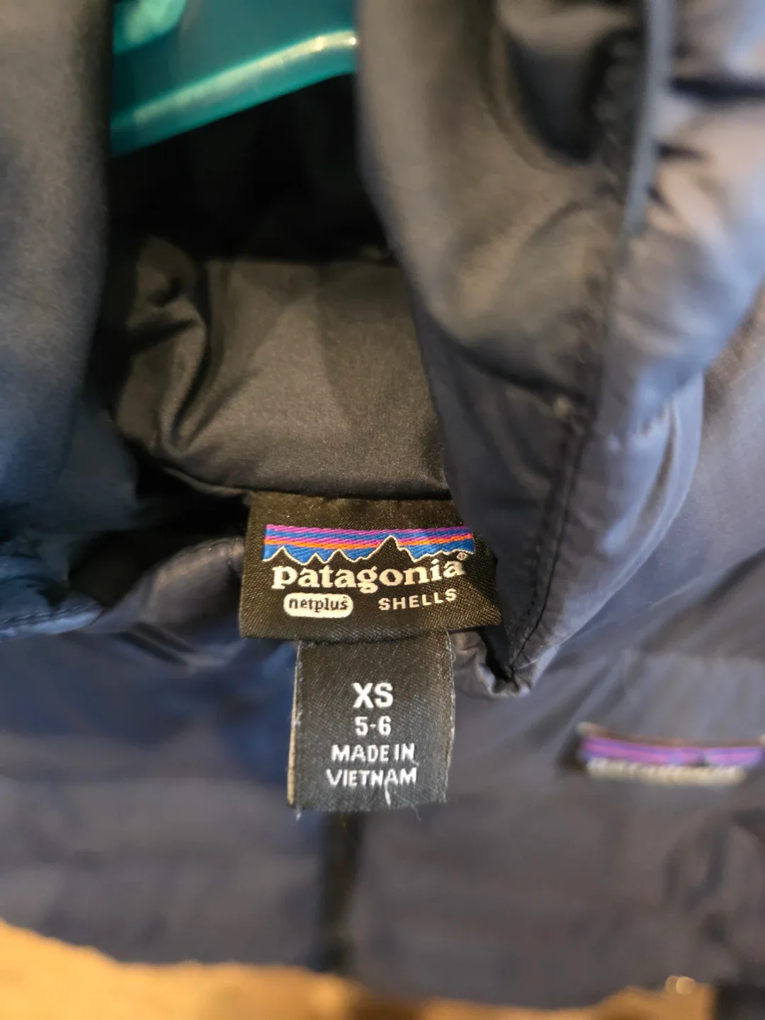Patagonia Puffer Jacket - Size XS (5-6) image indicator(4)