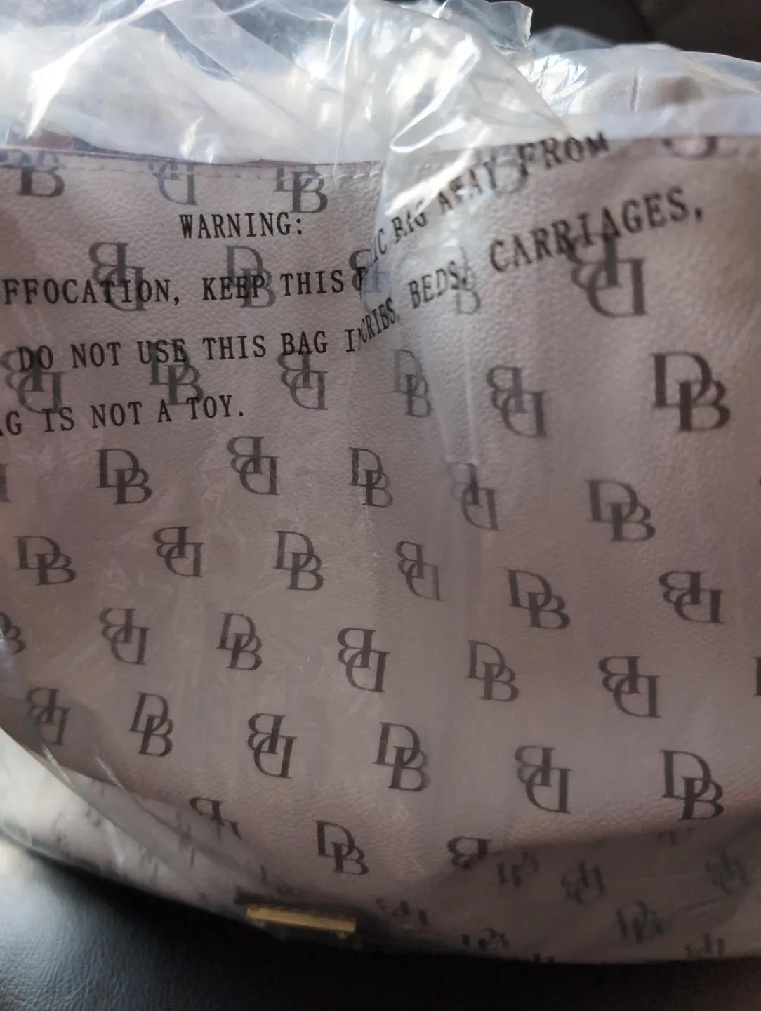 Dooney & Bourke Bag image indicator(3)