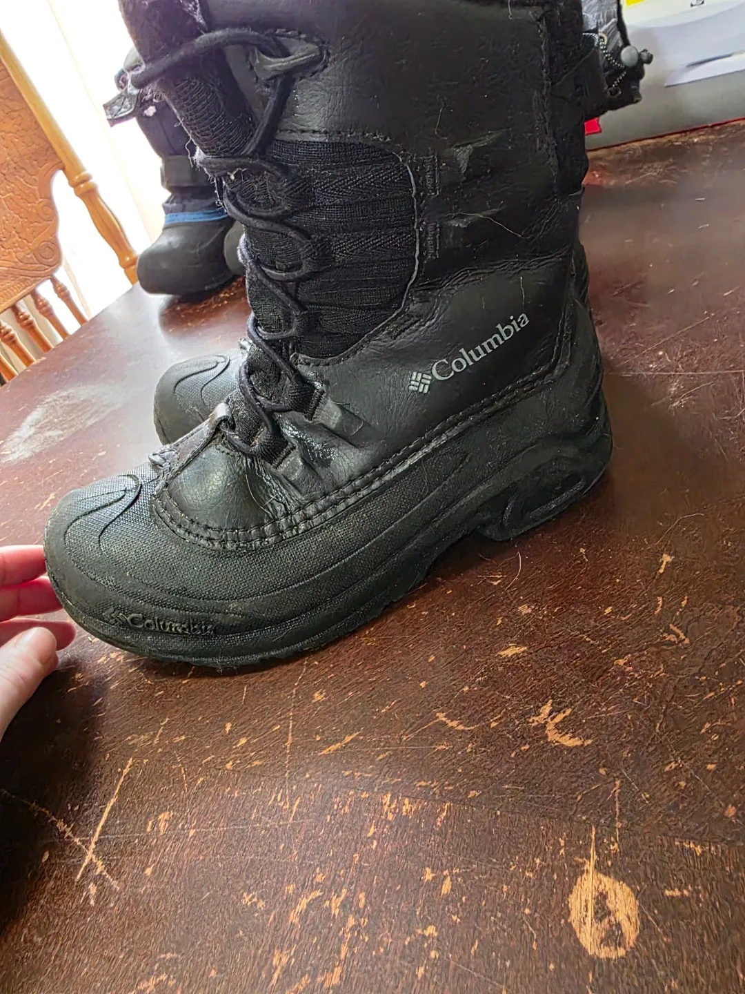 Columbia Black Winter Boots - Size 3 (Kids)