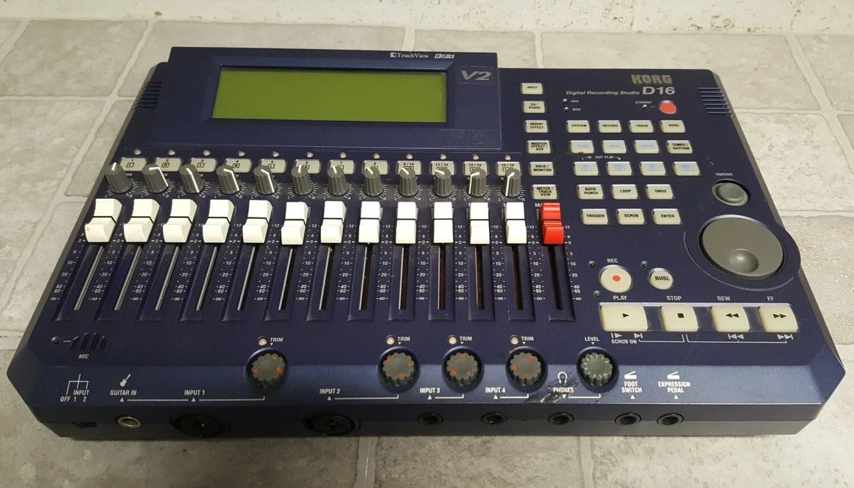 Korg D16 Digital Recording Studio