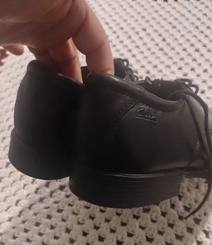 Clarks Black Leather Dress Shoes - Size 9.5 US image indicator(4)