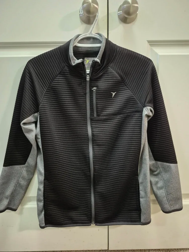 Assorted Hoodies Boys Size XL 14-16 image indicator(7)