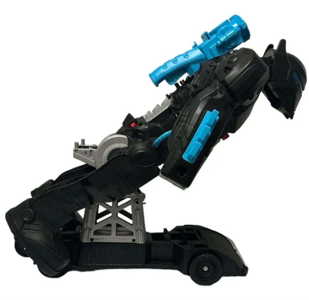 Fisher-Price Imaginext DC Super Friends Bat-Tech BatBot image indicator(4)
